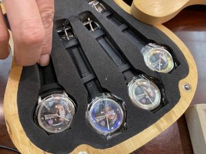 ビートルズの限定腕時計4本セット”BEATLES” – 時計修理専門サイト
