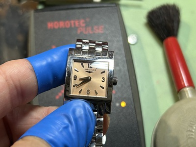 新しい電池を入れ替えすぐさま正常動作も確認できました