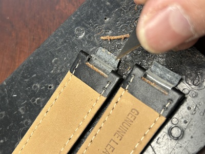 補強パーツ周辺を処理している作業写真