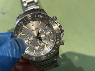 FOSSILの腕時計の表面