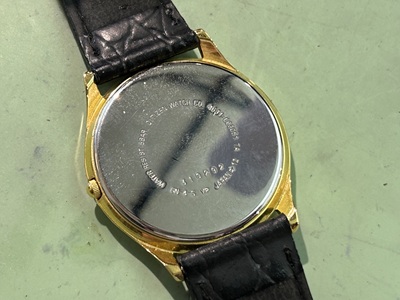 CITIZEN FORMAの裏蓋外観(刻印・状態確認)