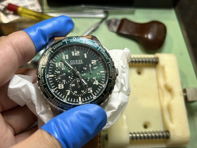 電池交換が完了したGUESS