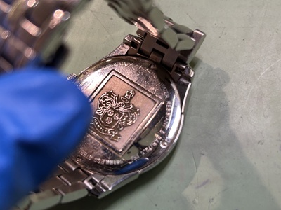 HAMILTONの裏蓋外観（刻印・状態）