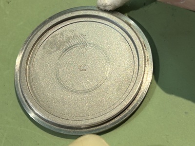 裏蓋内側の密閉面（清掃・グリスアップ後の状態）