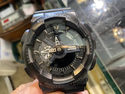 G-SHOCKの正面