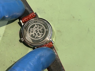 エルメス・セリエの裏蓋(刻印)