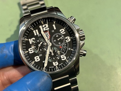 ルミノックス(Luminox)ネイビーシールズの正面