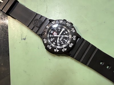 電池交換をご依頼いただいた腕時計の正面