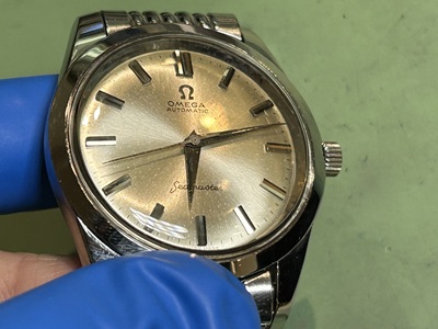 修理メンテナンスを終えたオメガ・スピードマスター