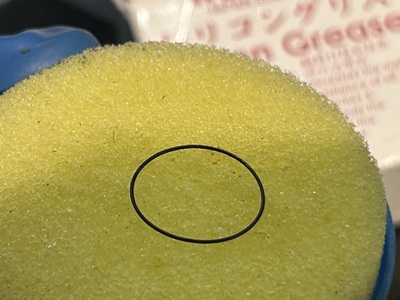 パッキンのシリコングリース処理